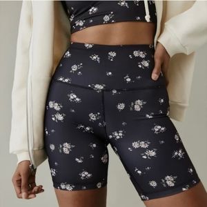 Reformation Ecomove High Rise 7" Bike Short Daisy Black Floral NEW